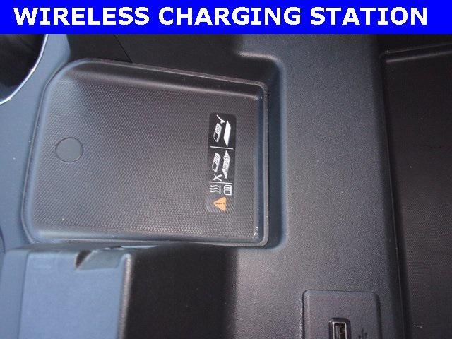 used 2024 Chevrolet Silverado 1500 car, priced at $43,989