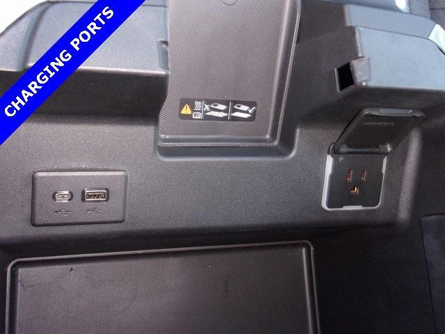 used 2024 Chevrolet Silverado 1500 car, priced at $43,989