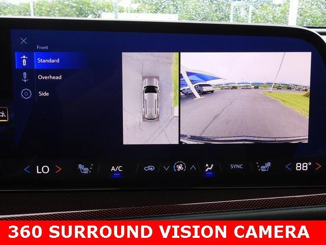 used 2024 Chevrolet Traverse car, priced at $45,496