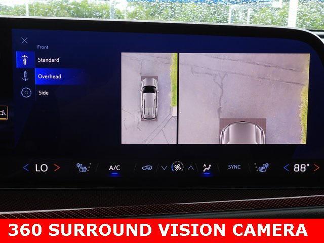 used 2024 Chevrolet Traverse car, priced at $45,496