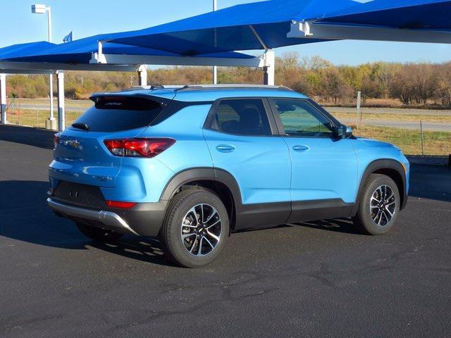 new 2025 Chevrolet TrailBlazer car, priced at $28,735