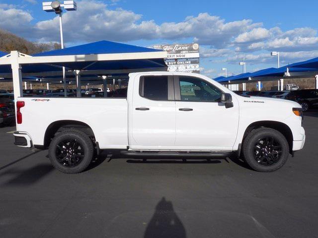 new 2024 Chevrolet Silverado 1500 car, priced at $48,323