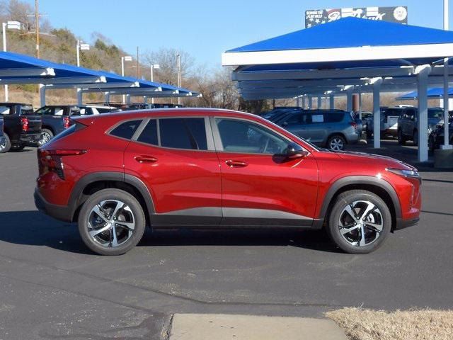 new 2025 Chevrolet Trax car, priced at $23,925