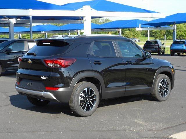 new 2025 Chevrolet TrailBlazer car, priced at $27,901