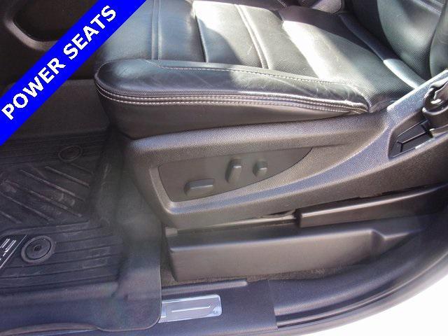 used 2015 GMC Yukon car, priced at $21,327