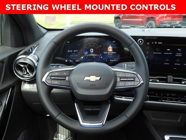 new 2026 Chevrolet Equinox car, priced at $33,155