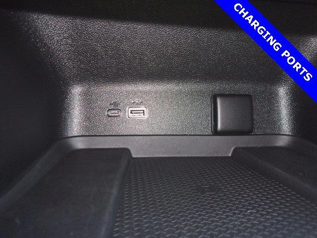 used 2024 Chevrolet Traverse car, priced at $55,676