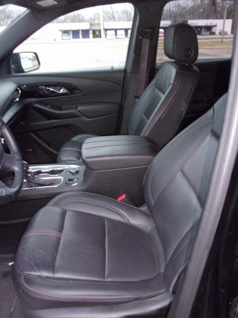 used 2023 Chevrolet Traverse car, priced at $33,929