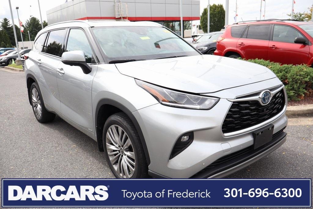 used 2023 Toyota Highlander Hybrid car, priced at $52,991