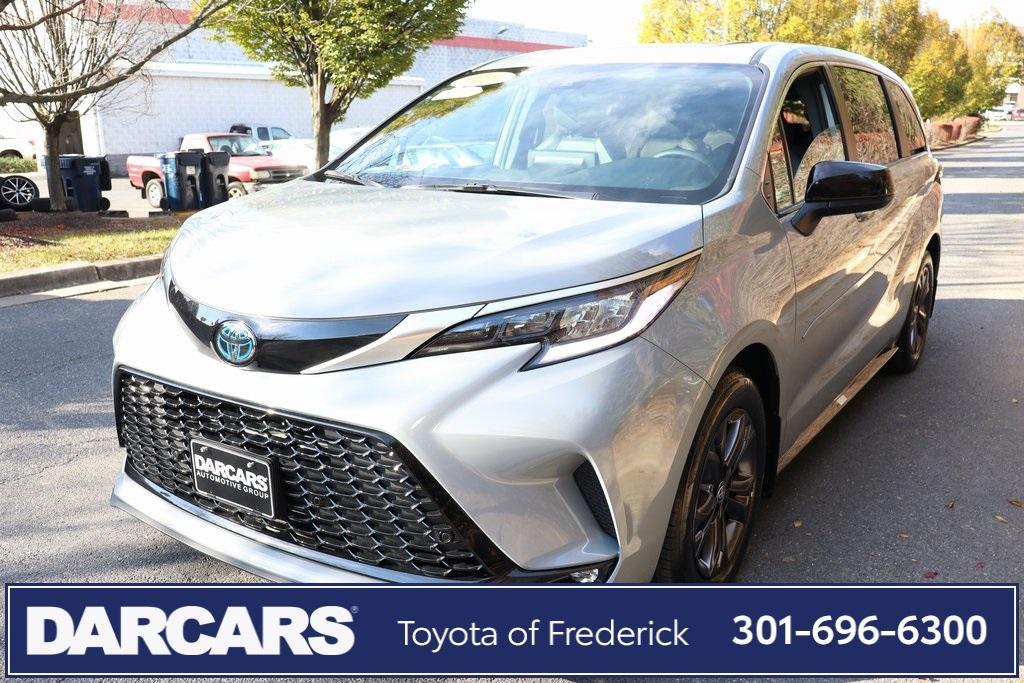 used 2024 Toyota Sienna car, priced at $49,991