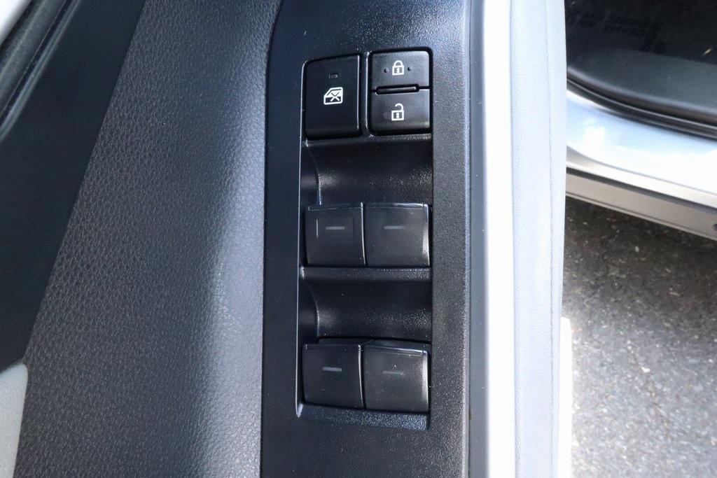 used 2023 Toyota Highlander car, priced at $30,940