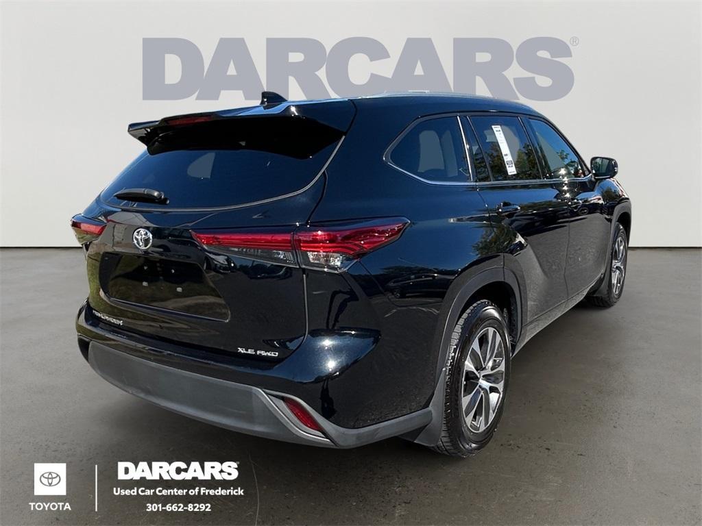 used 2022 Toyota Highlander car, priced at $32,740
