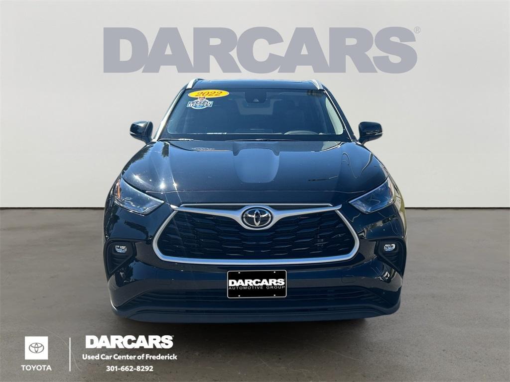 used 2022 Toyota Highlander car, priced at $32,740