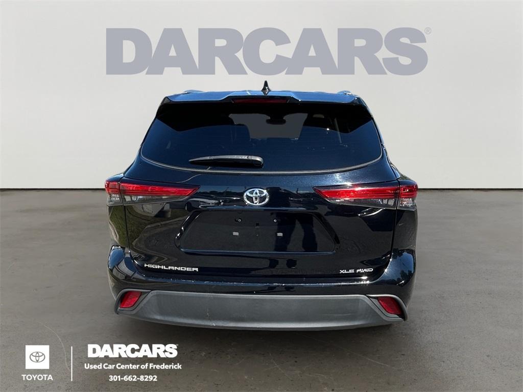 used 2022 Toyota Highlander car, priced at $32,740