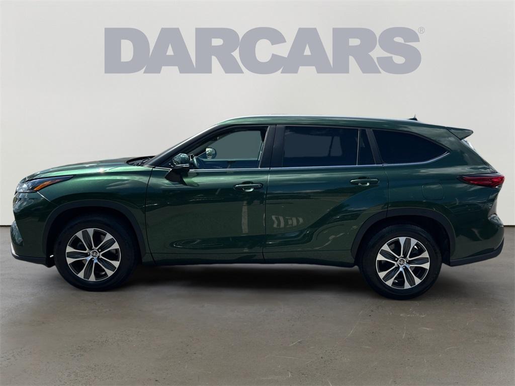 used 2023 Toyota Highlander car, priced at $34,840