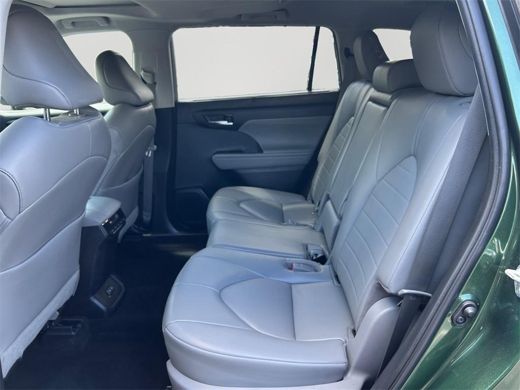 used 2023 Toyota Highlander car, priced at $34,840