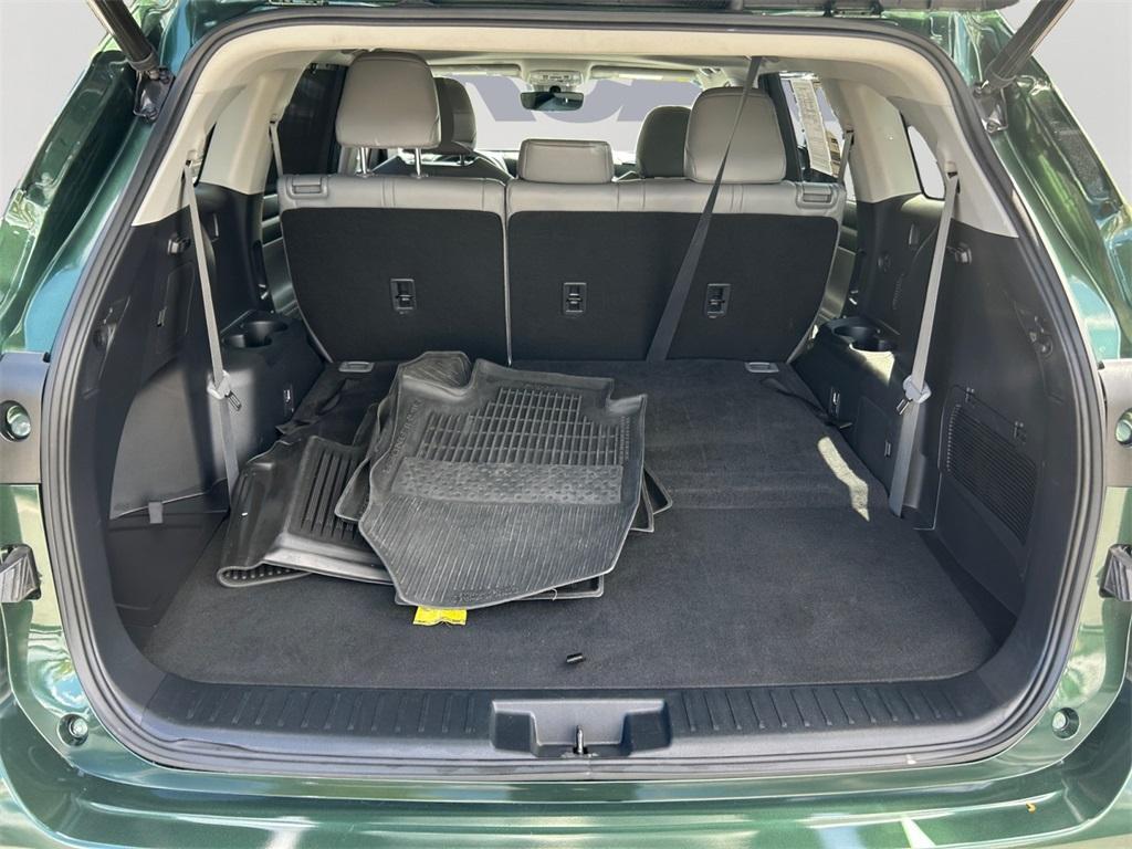 used 2023 Toyota Highlander car, priced at $34,840