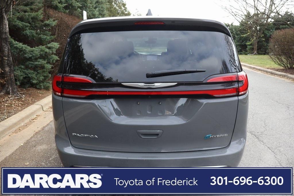 used 2022 Chrysler Pacifica Hybrid car, priced at $22,491