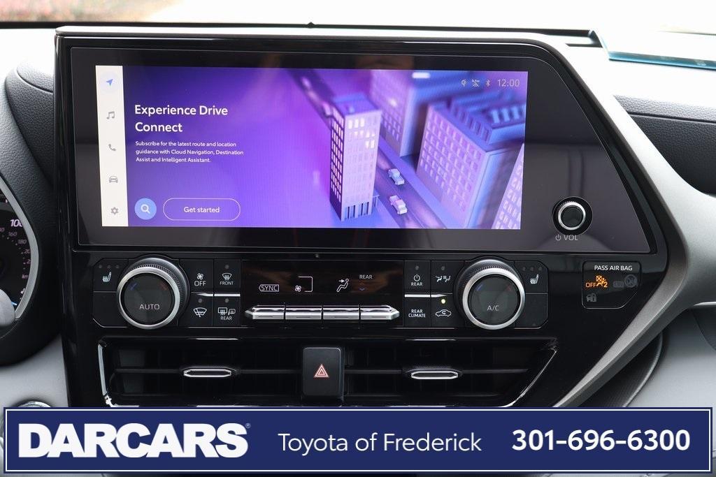 used 2023 Toyota Highlander Hybrid car, priced at $42,991