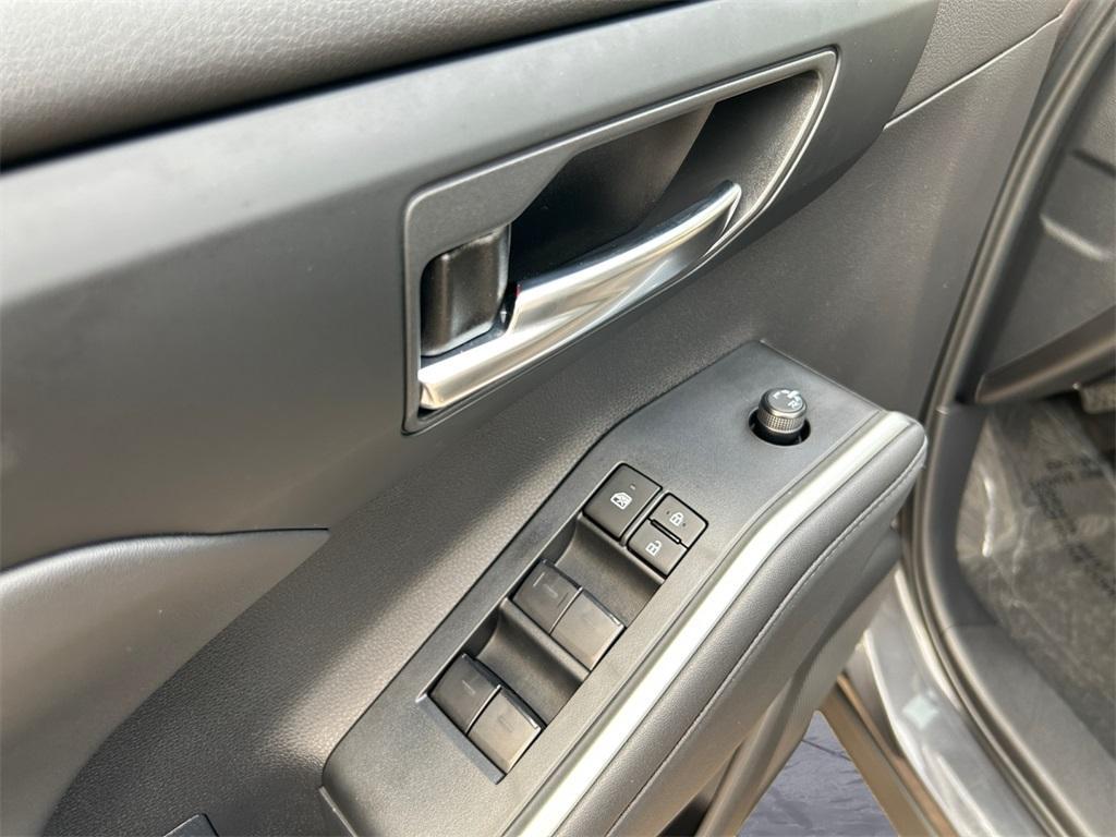 used 2024 Toyota Highlander car, priced at $43,940