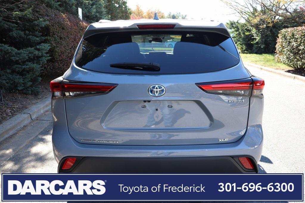 used 2022 Toyota Highlander Hybrid car, priced at $37,791