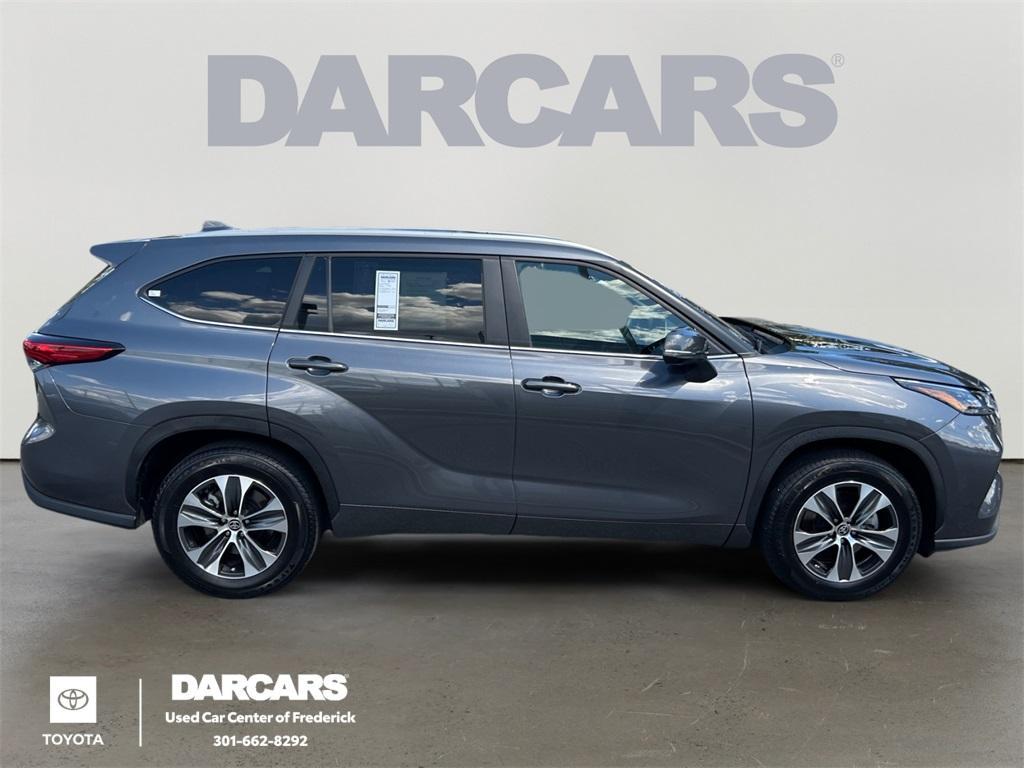 used 2023 Toyota Highlander car, priced at $32,940