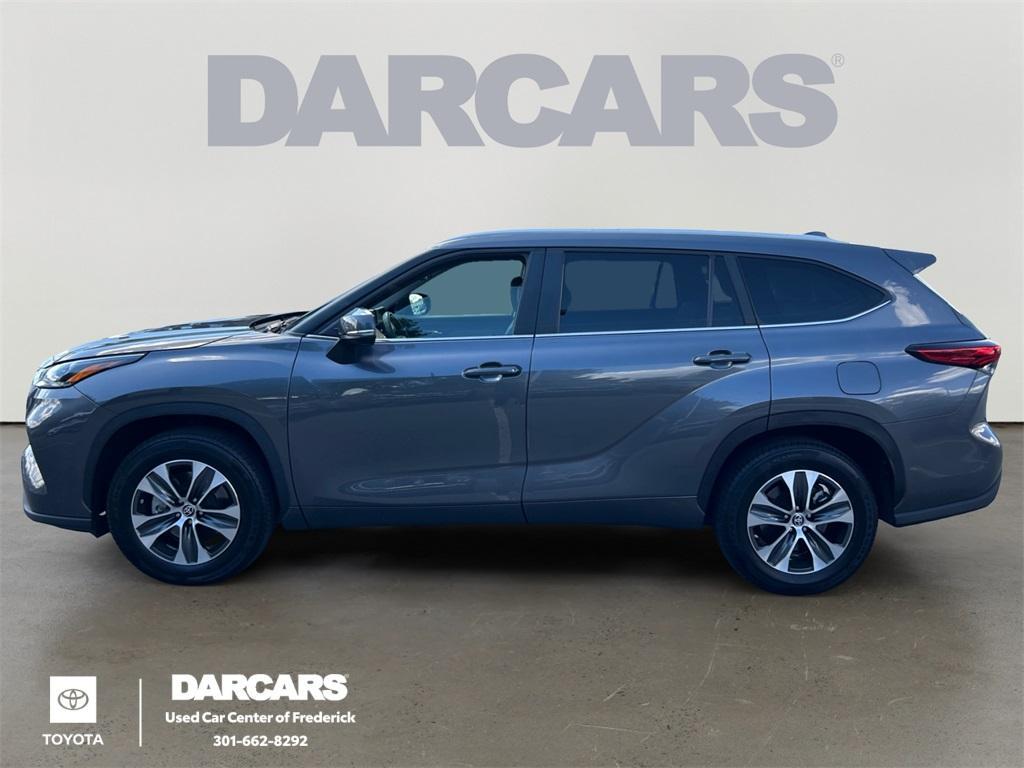 used 2023 Toyota Highlander car, priced at $32,940