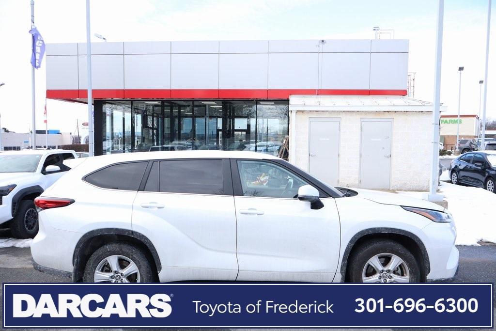 used 2023 Toyota Highlander car, priced at $33,940