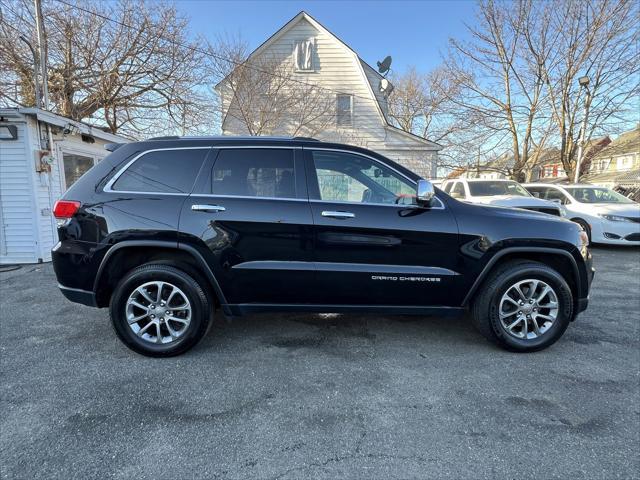 used 2015 Jeep Grand Cherokee car, priced at $11,988