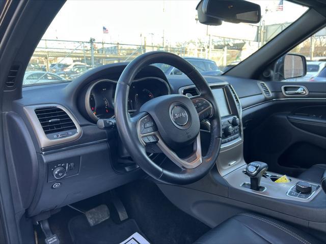 used 2015 Jeep Grand Cherokee car, priced at $11,988