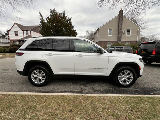 used 2023 Jeep Grand Cherokee car, priced at $25,988