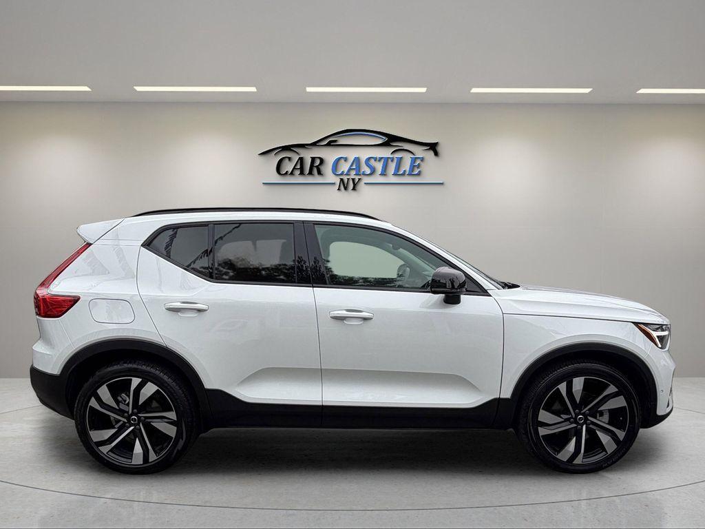 used 2025 Volvo XC40 car, priced at $27,760