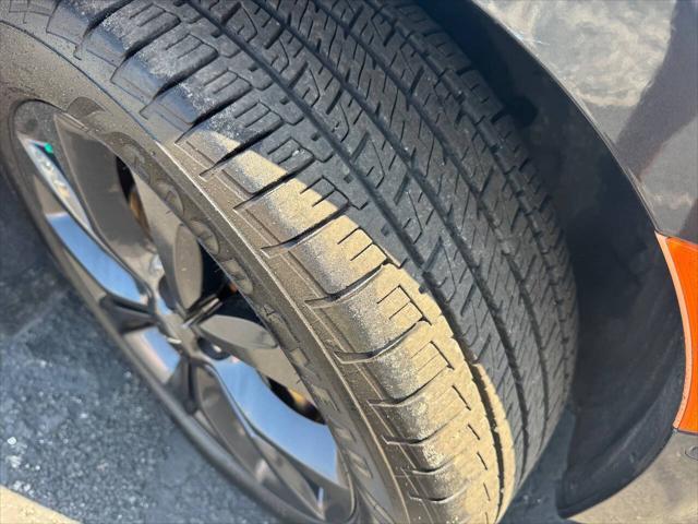 used 2019 Chrysler Pacifica car, priced at $15,995