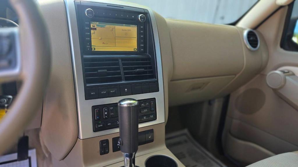 used 2010 Mercury Mountaineer car, priced at $7,995