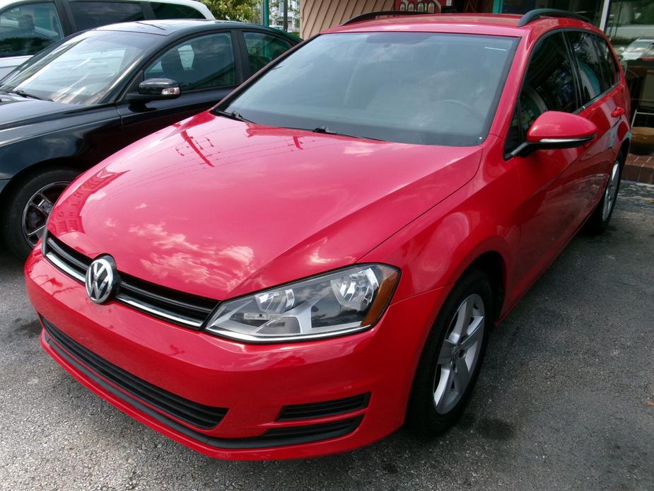 used 2015 Volkswagen Golf SportWagen car, priced at $16,995