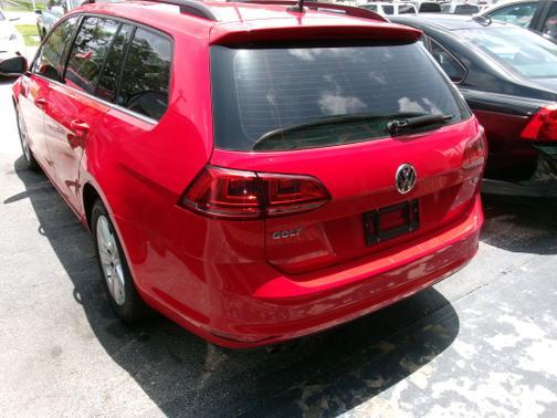 used 2015 Volkswagen Golf SportWagen car, priced at $16,995