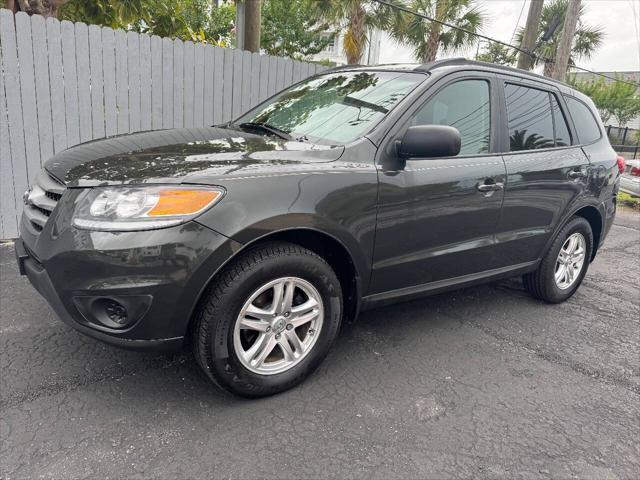 used 2012 Hyundai Santa Fe car, priced at $8,995