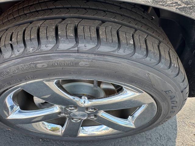 used 2007 Pontiac Solstice car, priced at $18,995