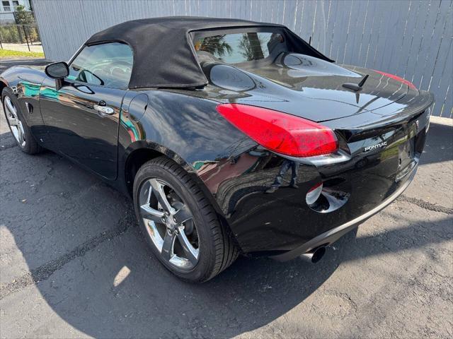 used 2007 Pontiac Solstice car, priced at $18,995