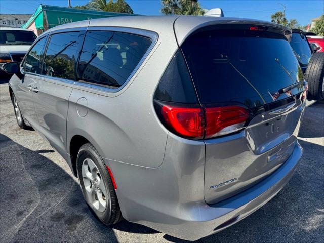 used 2017 Chrysler Pacifica car, priced at $12,995