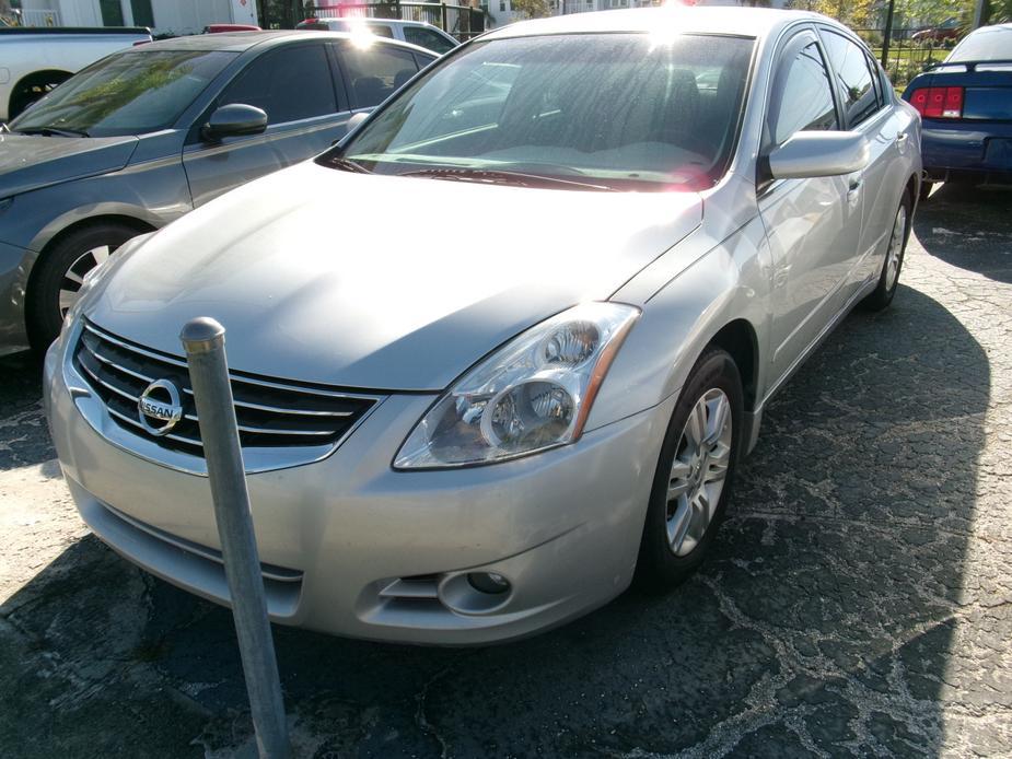 used 2012 Nissan Altima car, priced at $9,995