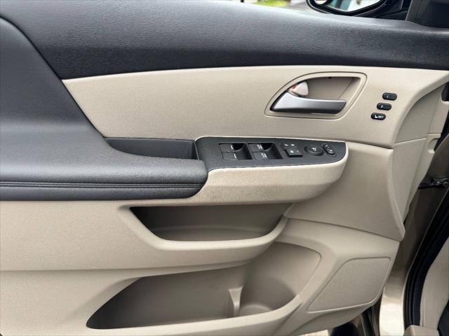 used 2013 Honda Odyssey car, priced at $27,990