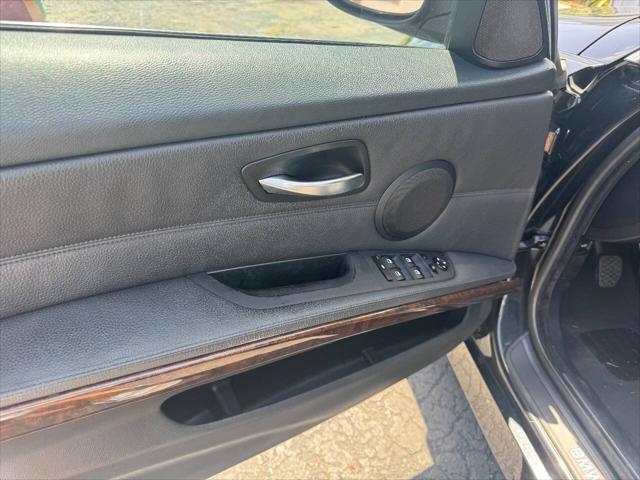used 2006 BMW 330 car, priced at $7,995