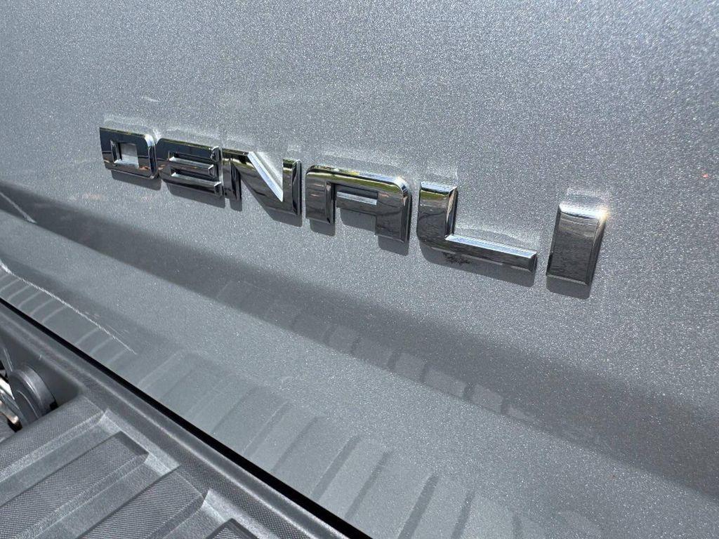 used 2018 GMC Canyon car, priced at $15,995