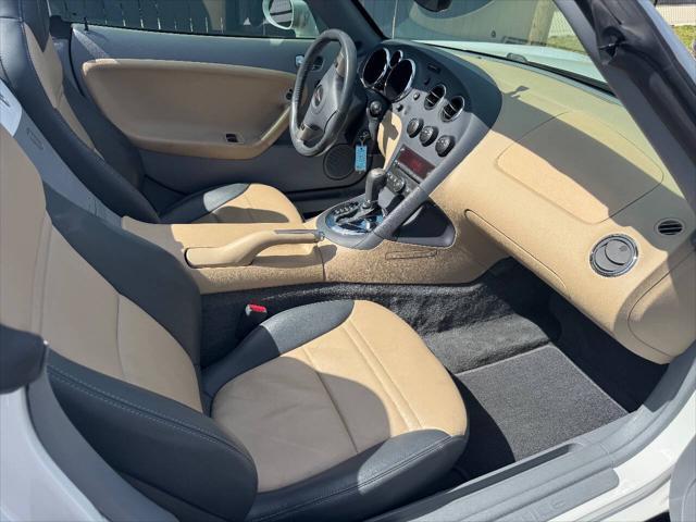 used 2007 Pontiac Solstice car, priced at $10,995