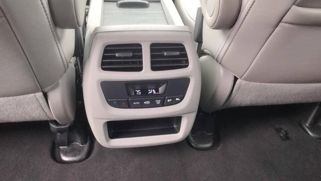 used 2016 Honda Pilot car, priced at $11,995