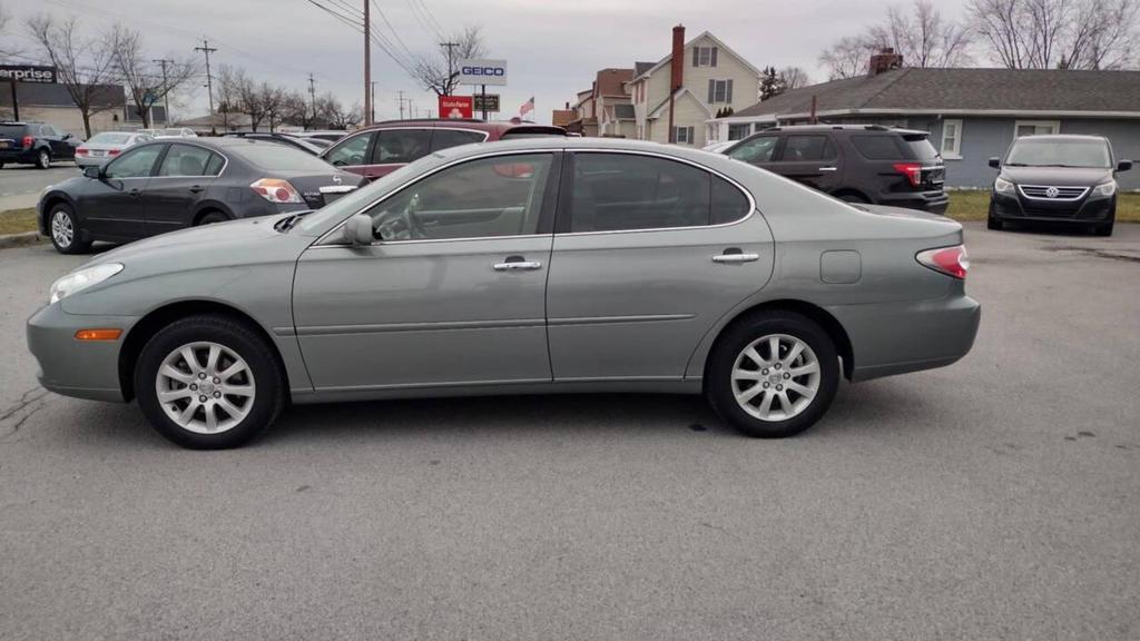 used 2004 Lexus ES 330 car, priced at $5,995