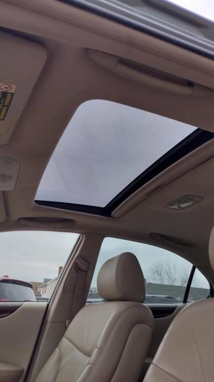 used 2004 Lexus ES 330 car, priced at $6,495
