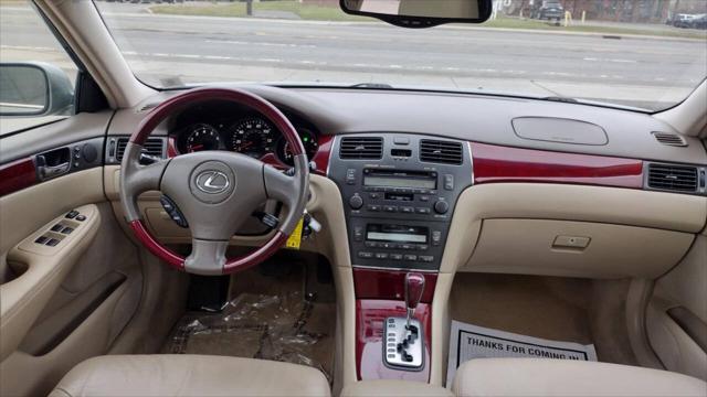 used 2004 Lexus ES 330 car, priced at $6,495