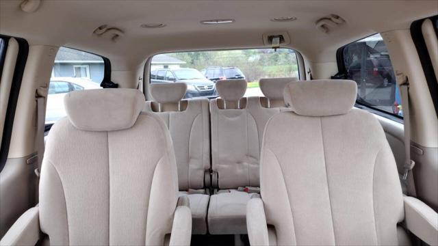 used 2008 Kia Sedona car, priced at $5,995